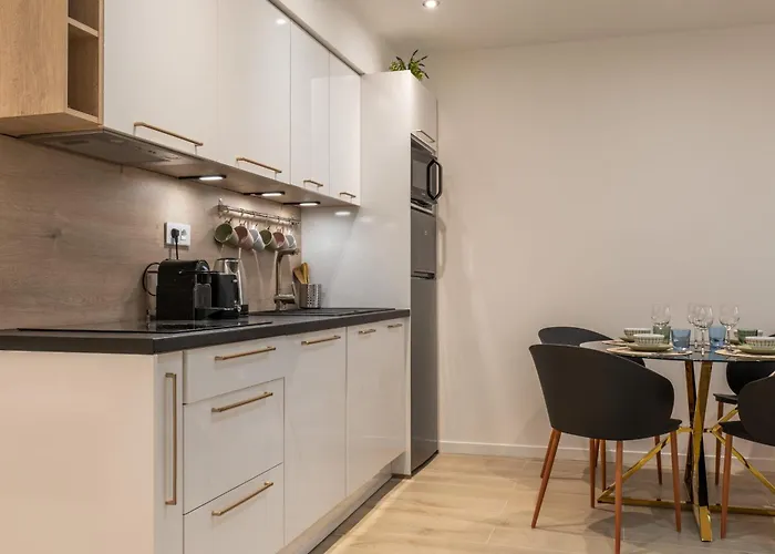 アパート Upscale 3-room 300m From The Beaches